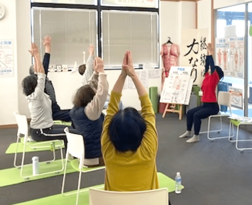 らくらく椅子ヨガのイメージ画像